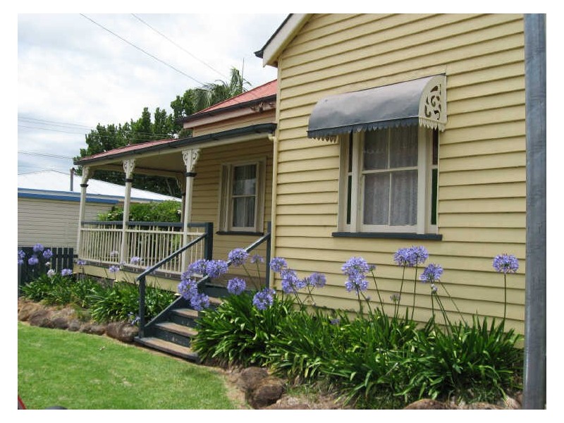 2 Jane Street, Toowoomba City QLD 4350