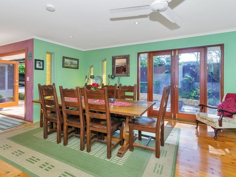 2A Alford Street, Mount Lofty QLD 4350