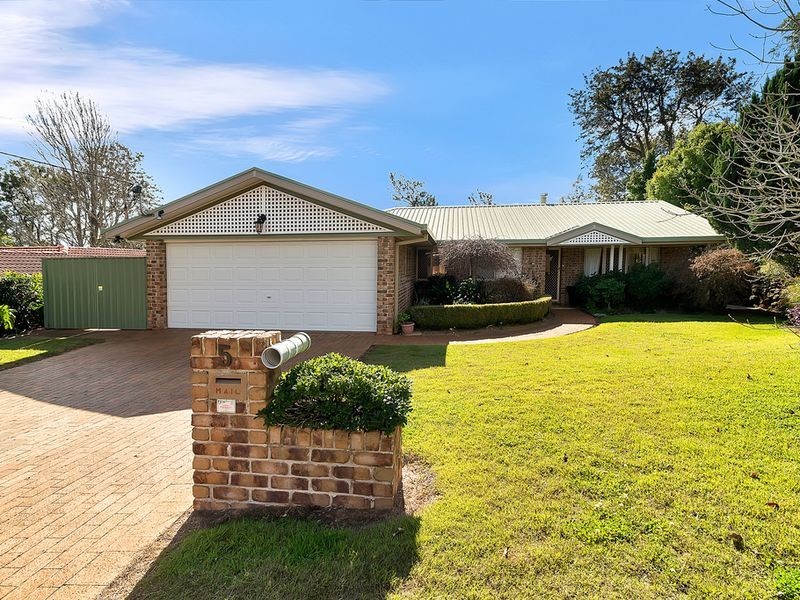 5 Margot Court, Harlaxton QLD 4350
