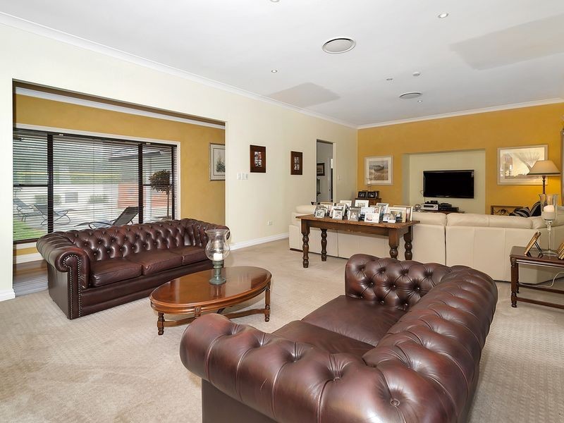 3 Steinohrt Court, Middle Ridge QLD 4350