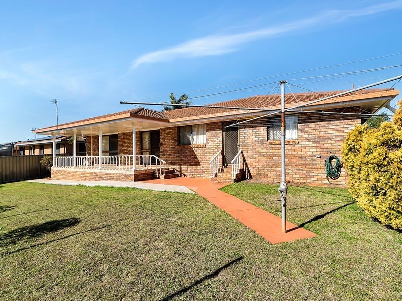 17 Jason Street, Blue Mountain Heights QLD 4350