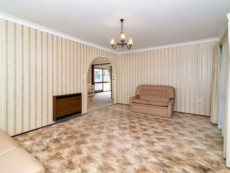 17 Jason Street, Blue Mountain Heights QLD 4350