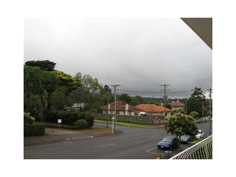 10/122A Russell Street, Toowoomba City QLD 4350