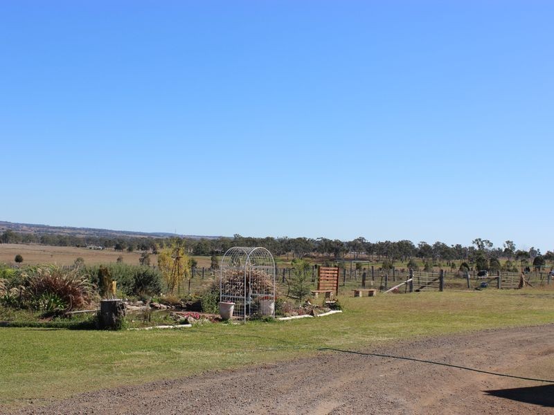 142 Althaus Road, Westbrook QLD 4350