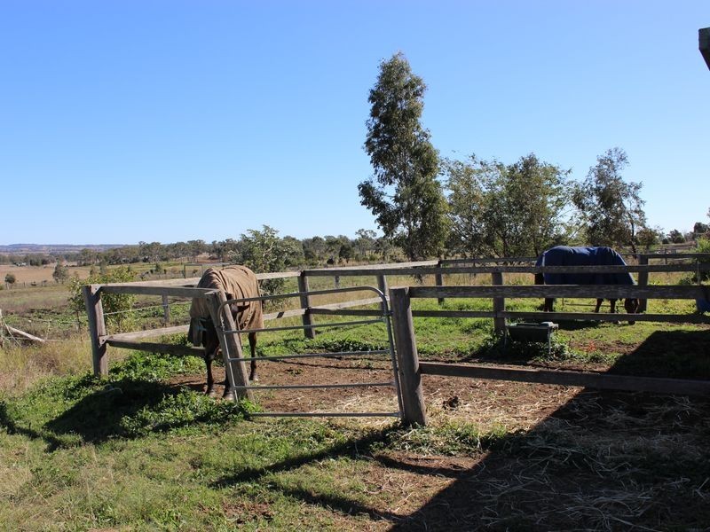 142 Althaus Road, Westbrook QLD 4350