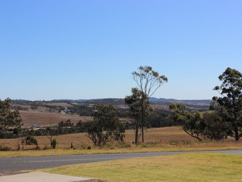 288 Goombungee Road, Harlaxton QLD 4350