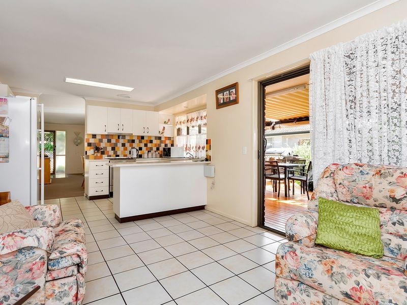 18 Bingara Street, Mount Lofty QLD 4350