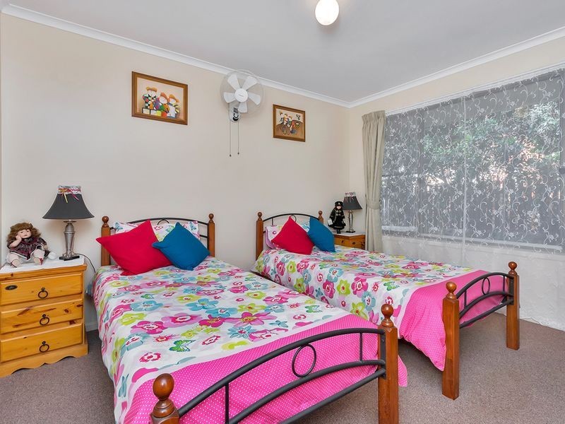 18 Bingara Street, Mount Lofty QLD 4350