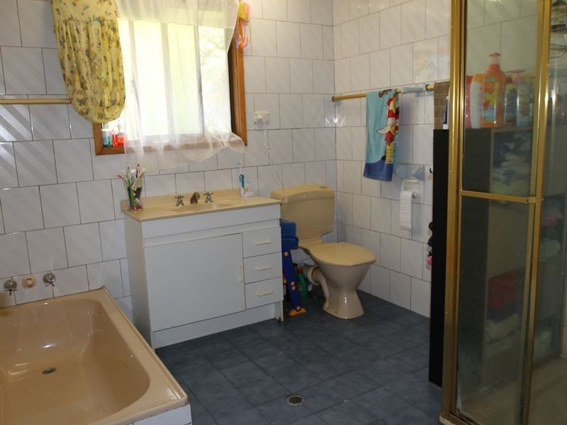 311 Bridge Street, Newtown QLD 4350