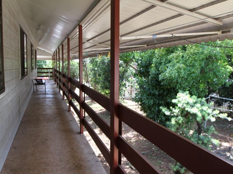 311 Bridge Street, Newtown QLD 4350