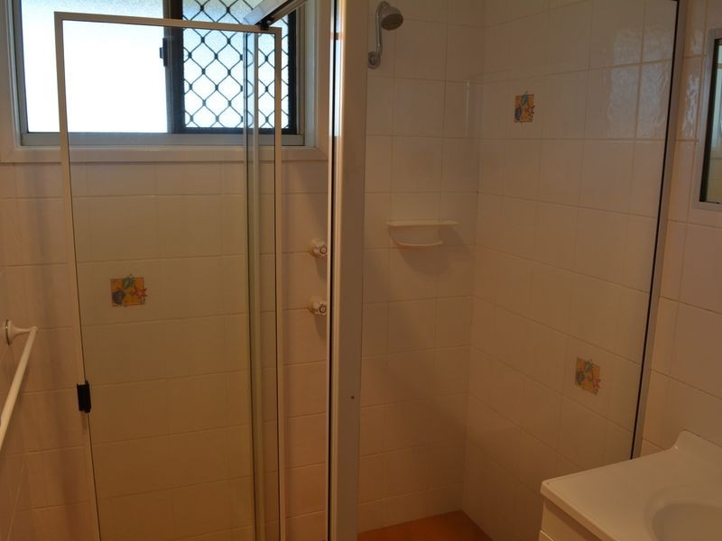 2/16 Spies Court, Mount Lofty QLD 4350