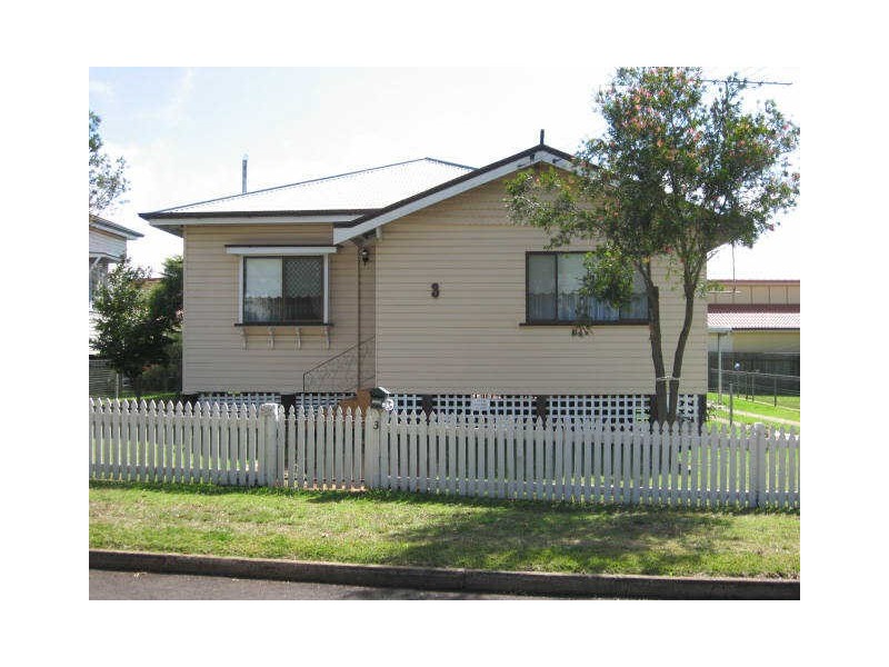 3 Bristol Street, Toowoomba City QLD 4350
