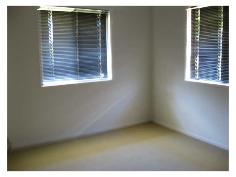 2/10a Holberton Street, Rockville QLD 4350