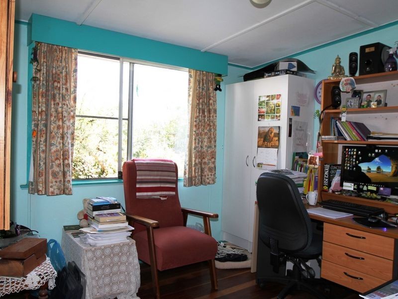 11 Lyndall Street, Harristown QLD 4350
