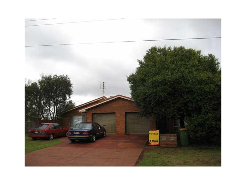 2/50 Jennifer Crescent, Darling Heights QLD 4350