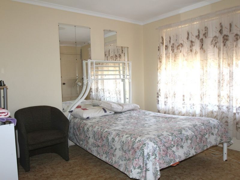 4 Moselle Court, Blue Mountain Heights QLD 4350