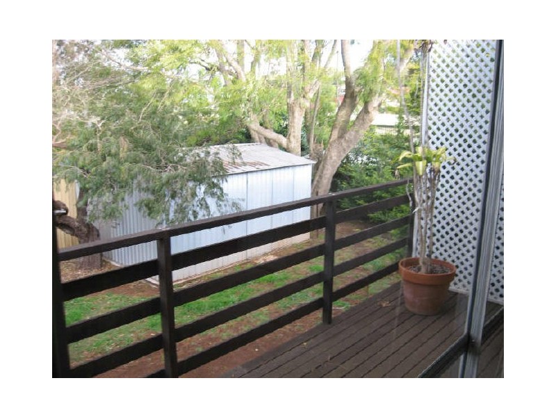 24 Talinga Street, Mount Lofty QLD 4350