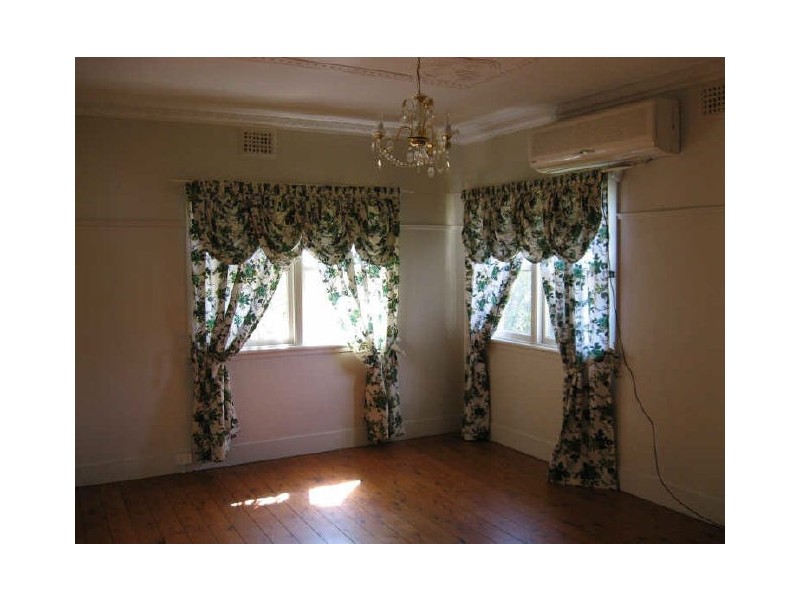 23 Holberton Street, Rockville QLD 4350