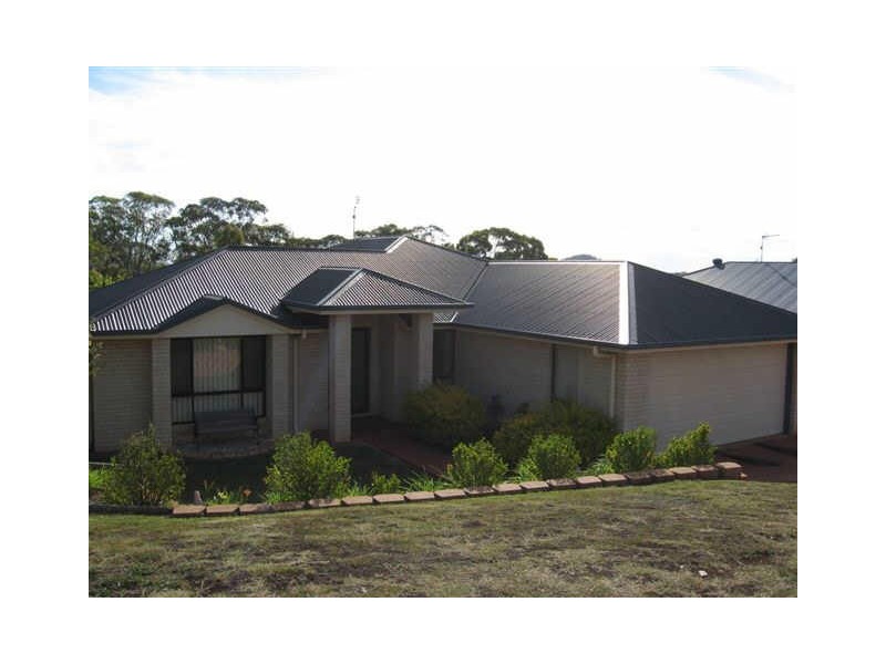 22 Samuel Court, Darling Heights QLD 4350