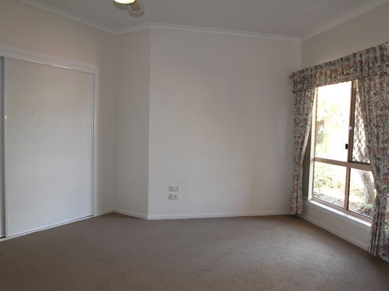 20/12 Glenfield Court, Middle Ridge QLD 4350