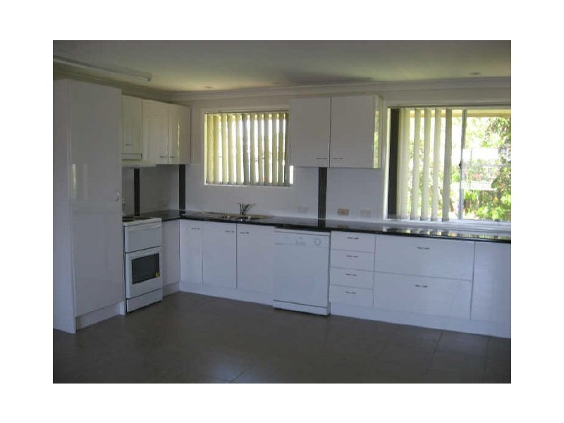 6/22 Kirklees Street, Newtown QLD 4350