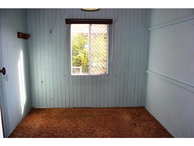 4 Louisa Street, South Toowoomba QLD 4350