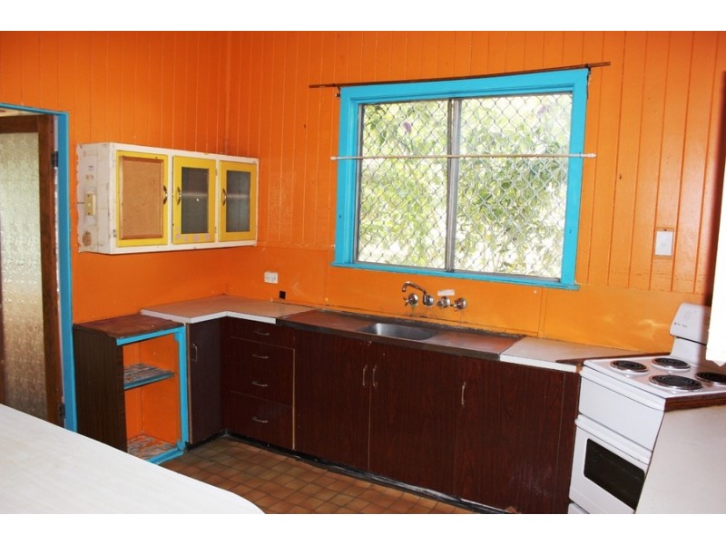 4 Louisa Street, South Toowoomba QLD 4350