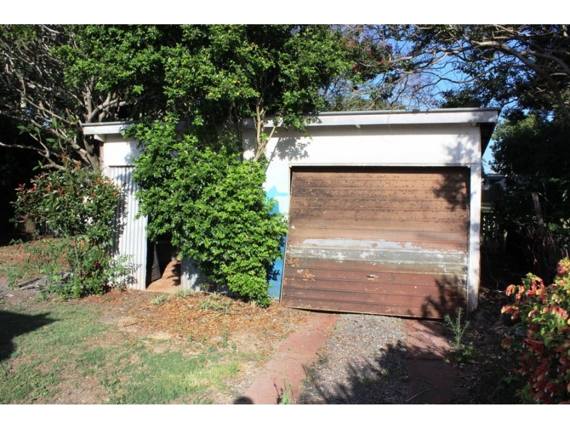 4 Louisa Street, South Toowoomba QLD 4350
