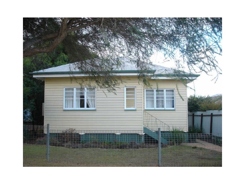 7A Victory Street, Newtown QLD 4350