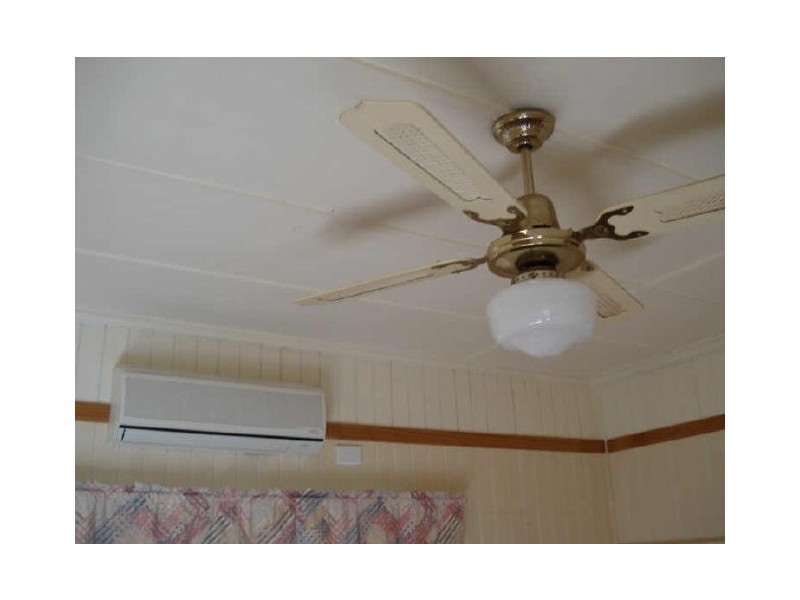 7A Victory Street, Newtown QLD 4350