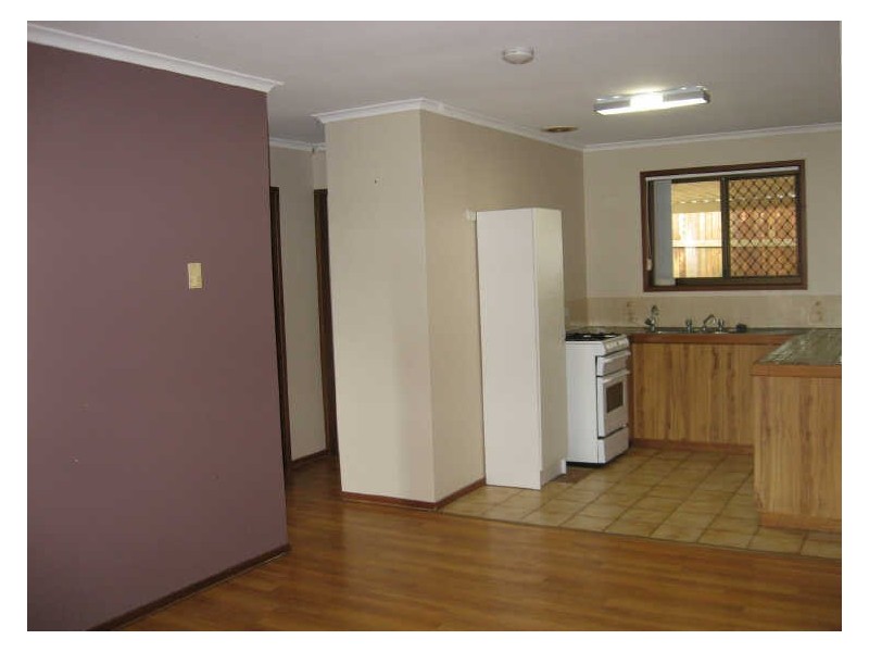 2/5 Agnes Street, Centenary Heights QLD 4350