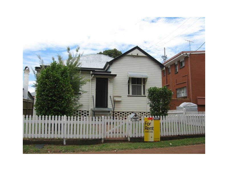 94 Herries Street, East Toowoomba QLD 4350