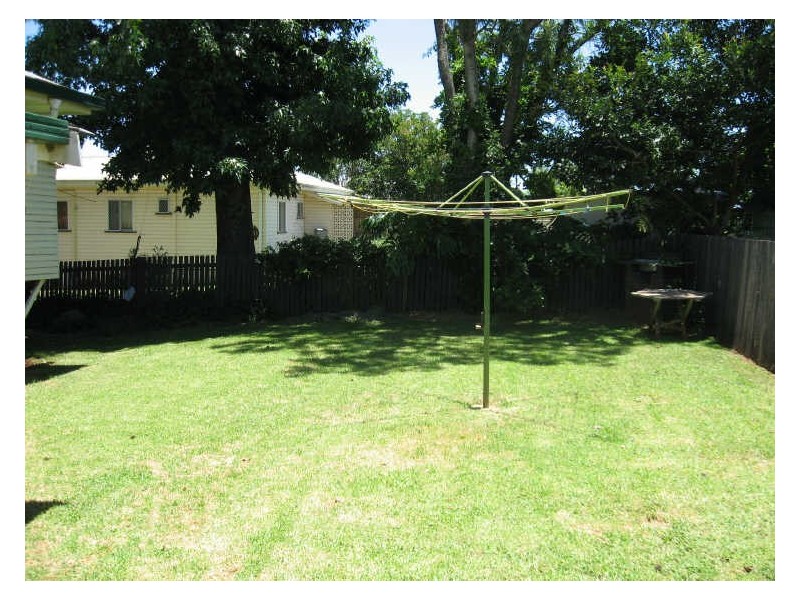6 Louden Street, South Toowoomba QLD 4350