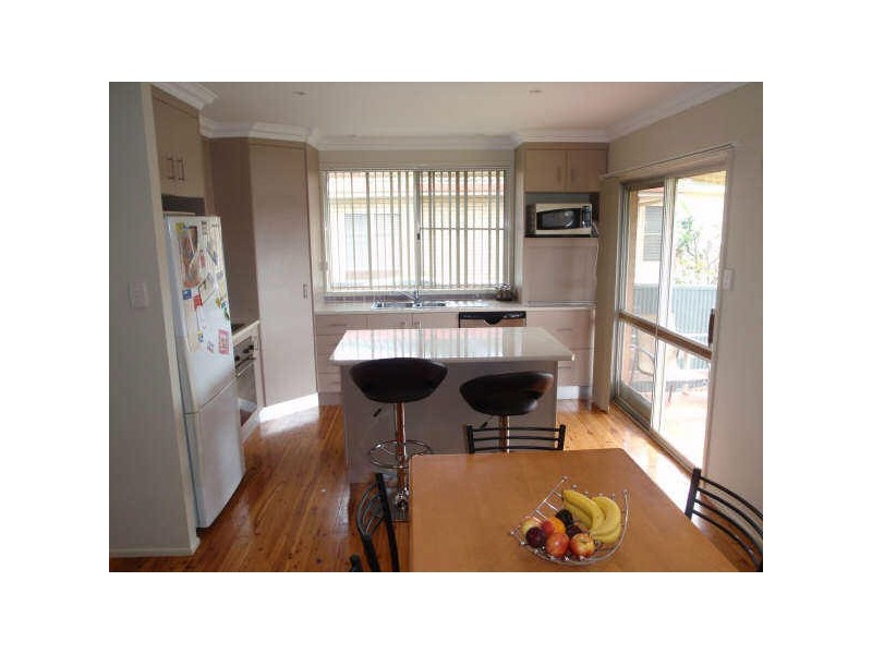 6 Raelyn Street, Centenary Heights QLD 4350