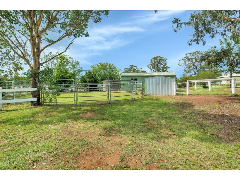 89 Reushle Road, Cabarlah QLD 4352
