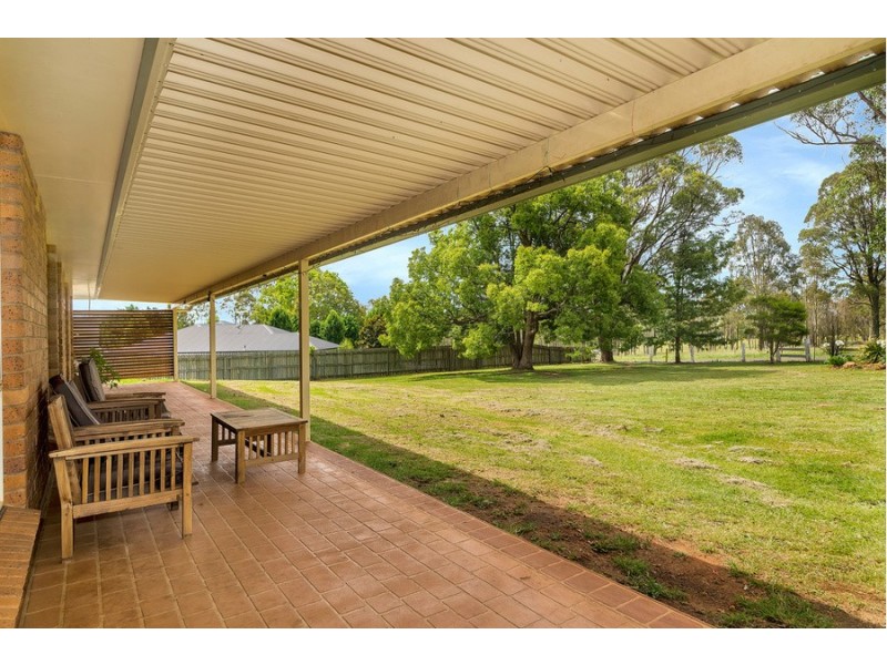 89 Reushle Road, Cabarlah QLD 4352