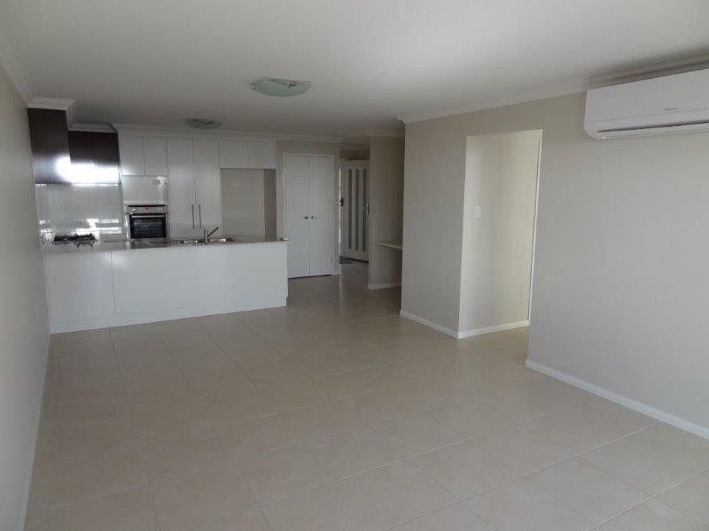 2/15 Wapiti Street, Kearneys Spring QLD 4350