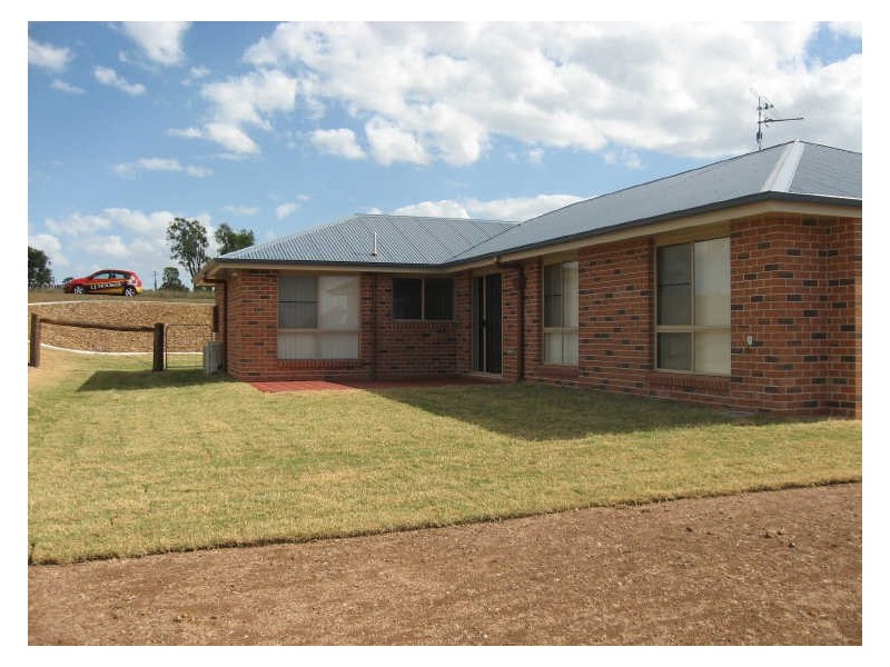 7 Willis Road, Meringandan QLD 4352