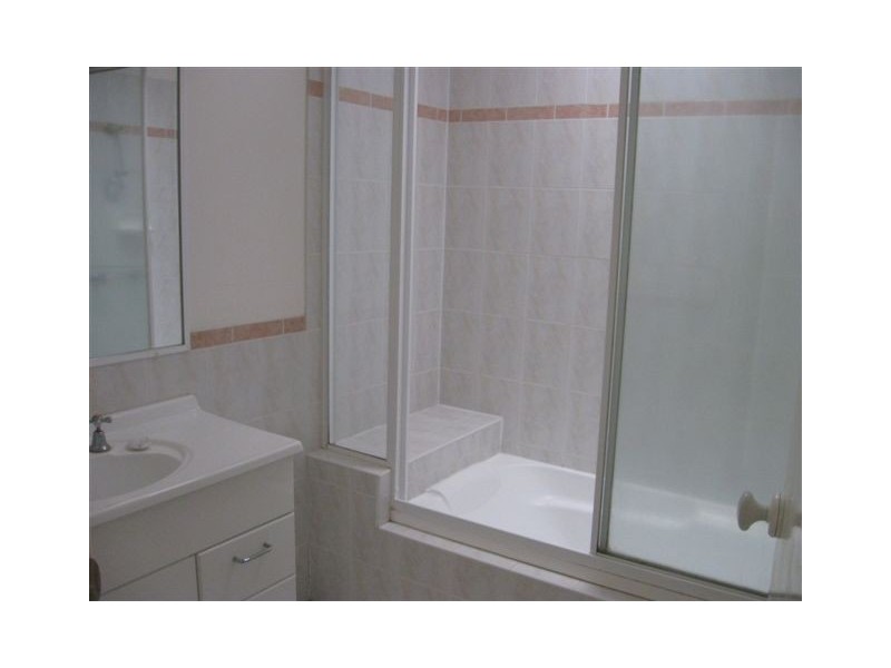 4/8 Bruce Street, East Toowoomba QLD 4350