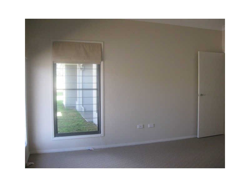 1 Eagle Street, Highfields QLD 4352