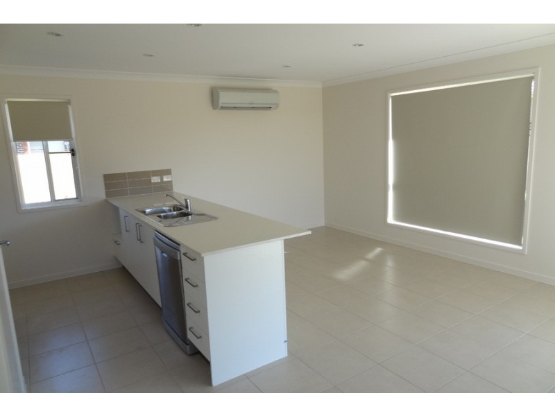 44 Ferguson Road, Westbrook QLD 4350