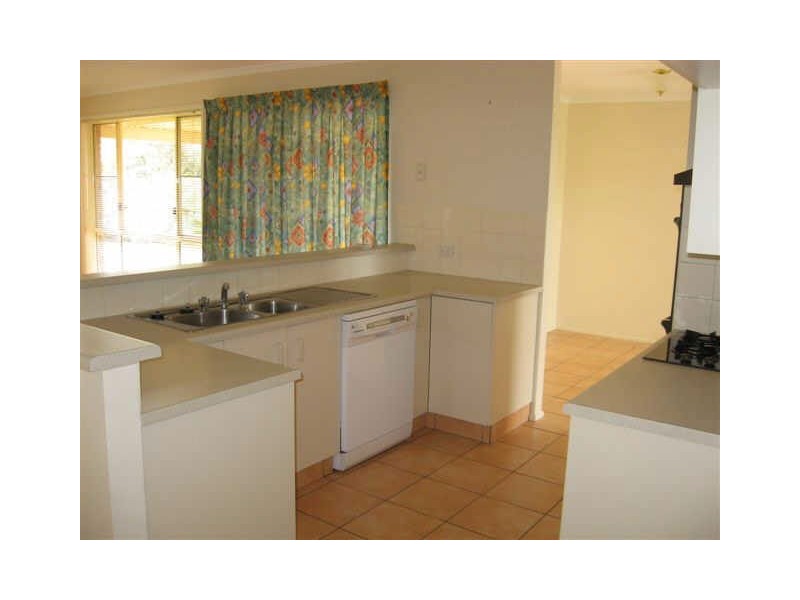 7 Connole Court, Kearneys Spring QLD 4350