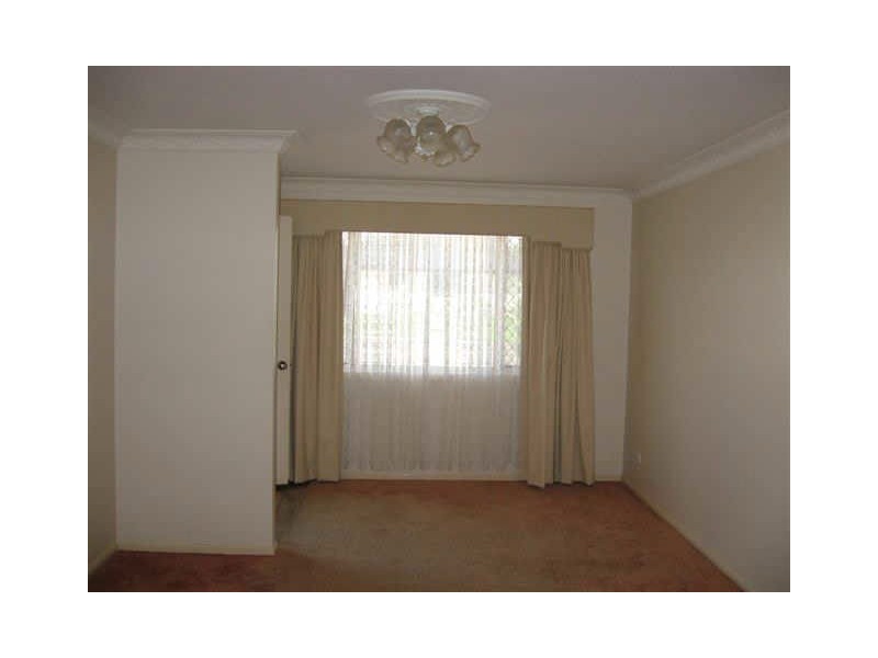 2/2 Paulene Crescent, Kearneys Spring QLD 4350