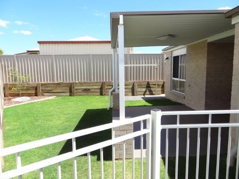 1/1 Chainey Court, Glenvale QLD 4350