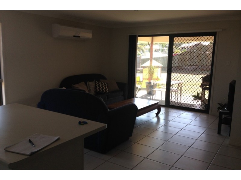 8 Koel Crescent, Highfields QLD 4352