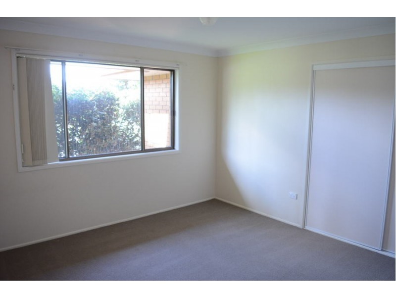 12 Ballin Drive, Centenary Heights QLD 4350