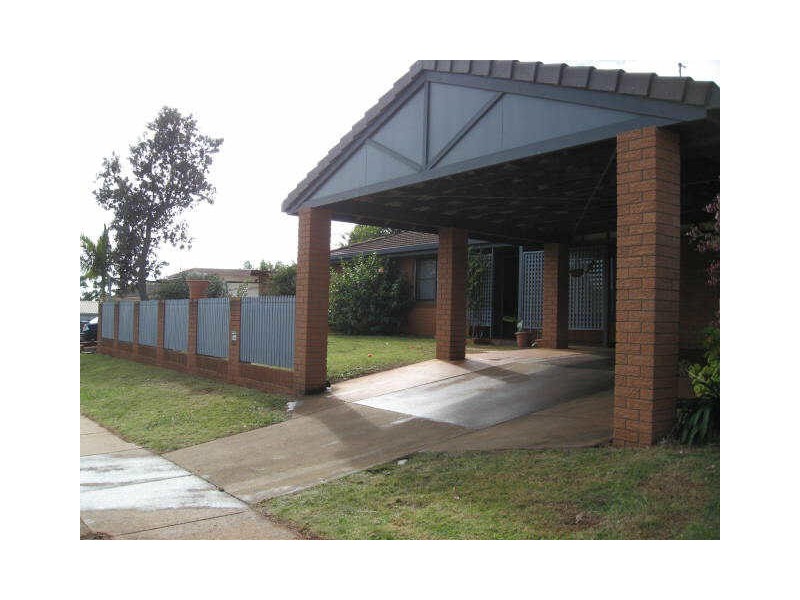 186 Tor Street, Wilsonton QLD 4350