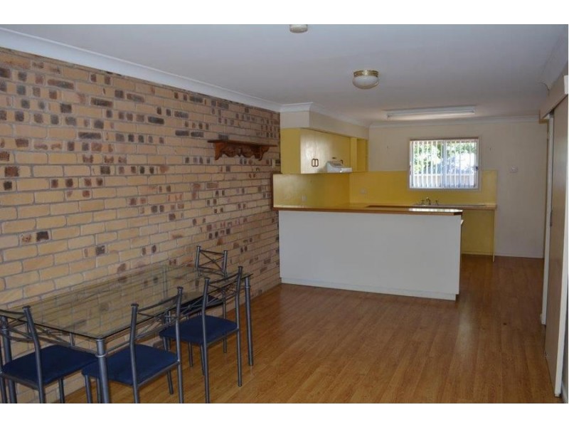 4/233 Hume Street, South Toowoomba QLD 4350