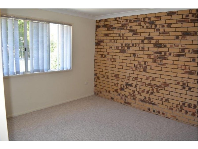 4/233 Hume Street, South Toowoomba QLD 4350