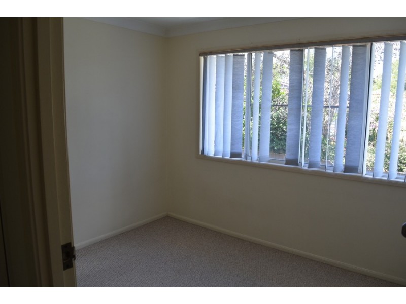 4/233 Hume Street, South Toowoomba QLD 4350